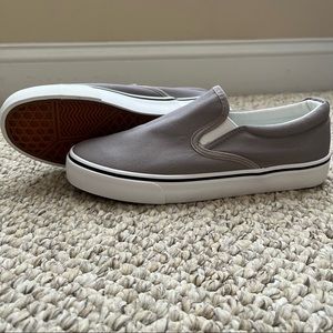 XRH SHOES Women's Slip on Shoes Low Top Canvas Non Slip Fashion Casual Sneakers